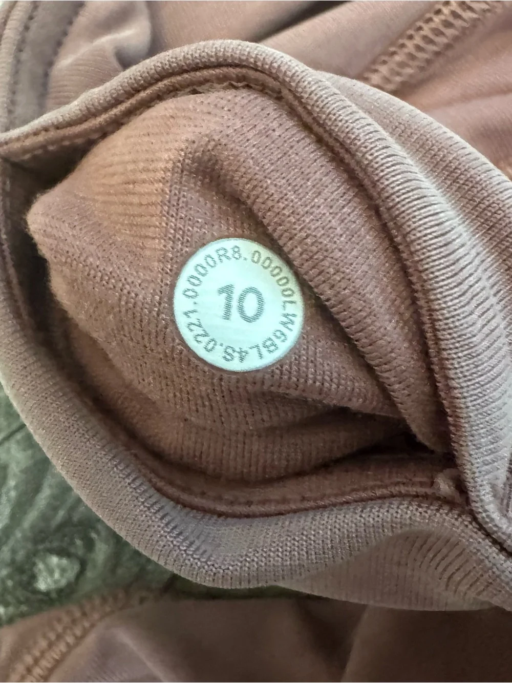 lululemon athletica pre owned